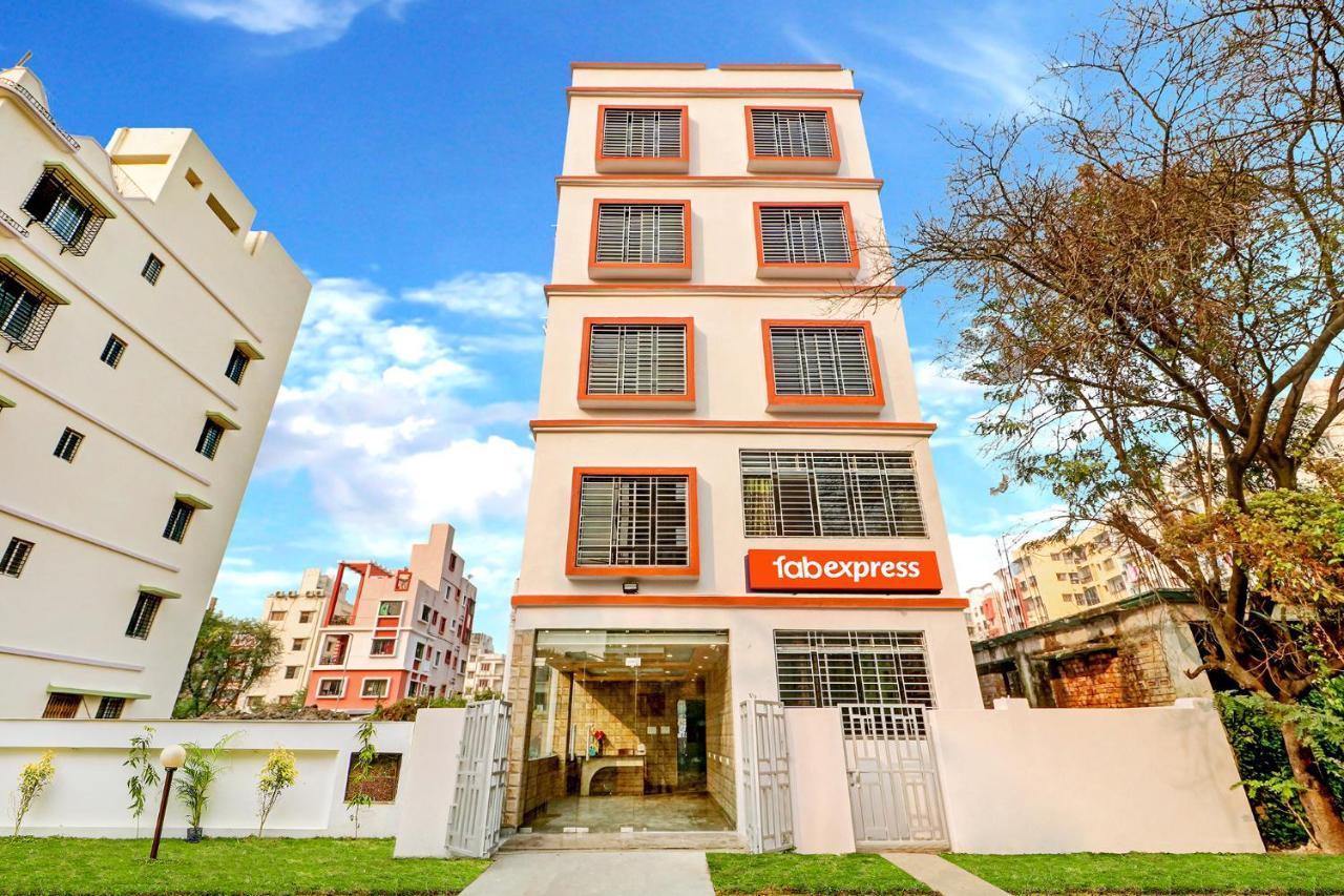 כלכותה Fabexpress Step Inn - Nr Biswa Bangla Gate מראה חיצוני תמונה